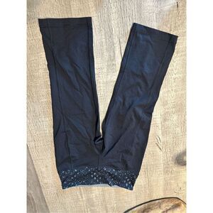 Lululemon women’s cropped leggings size 6